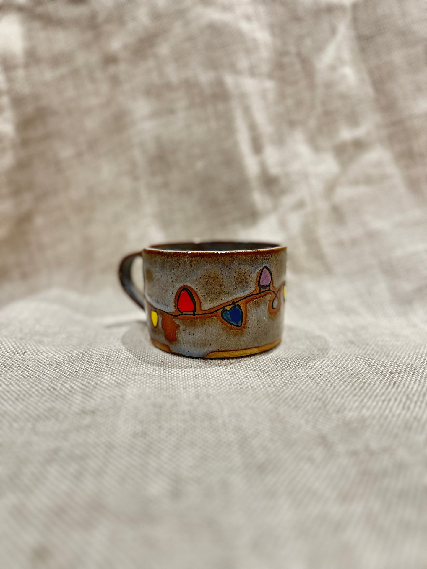 *SECONDS* Christmas Light Mug